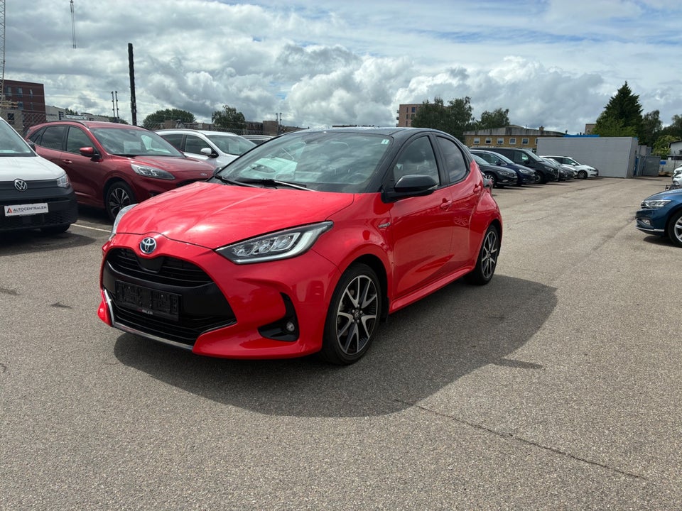 Toyota Yaris 1,5 Hybrid H3 Premier Edition e-CVT 5d