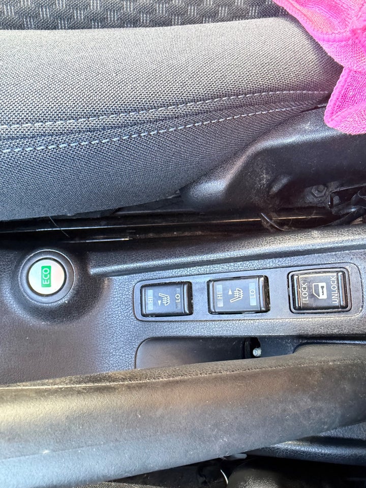 Nissan Note 1,2 Acenta+ Tech 5d