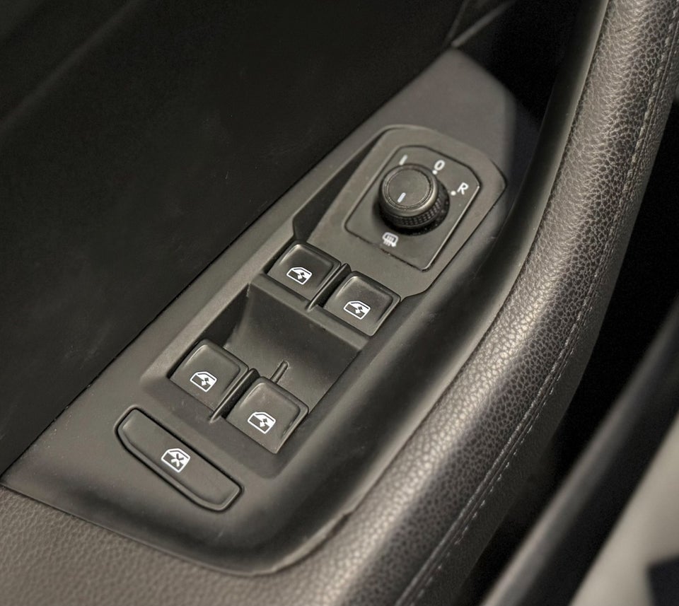 VW Passat 1,4 GTE Variant DSG 5d