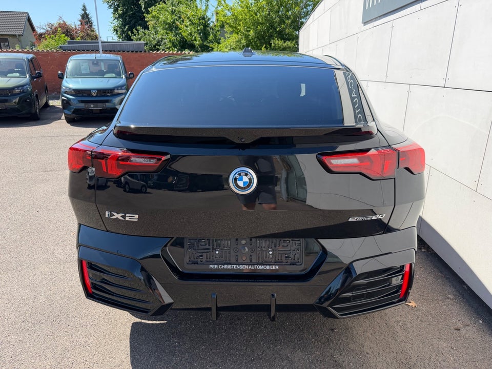 BMW iX2 eDrive20 Fully Charged M-Sport 5d