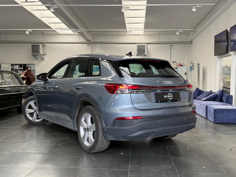 Audi Q4 e-tron 35 Advanced 5d