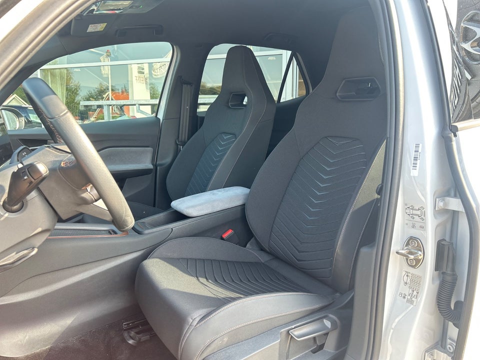 Cupra Born 59 e-Boost 5d