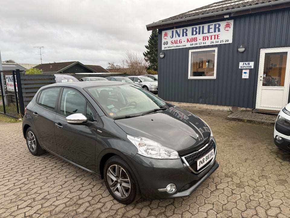 Peugeot 208 1,2 VTi Allure 5d