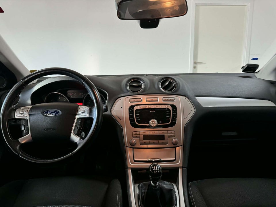 Ford Mondeo 2,0 TDCi 140 Titanium 4d