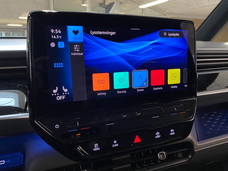 VW ID.Buzz 77 Pro SWB 5d