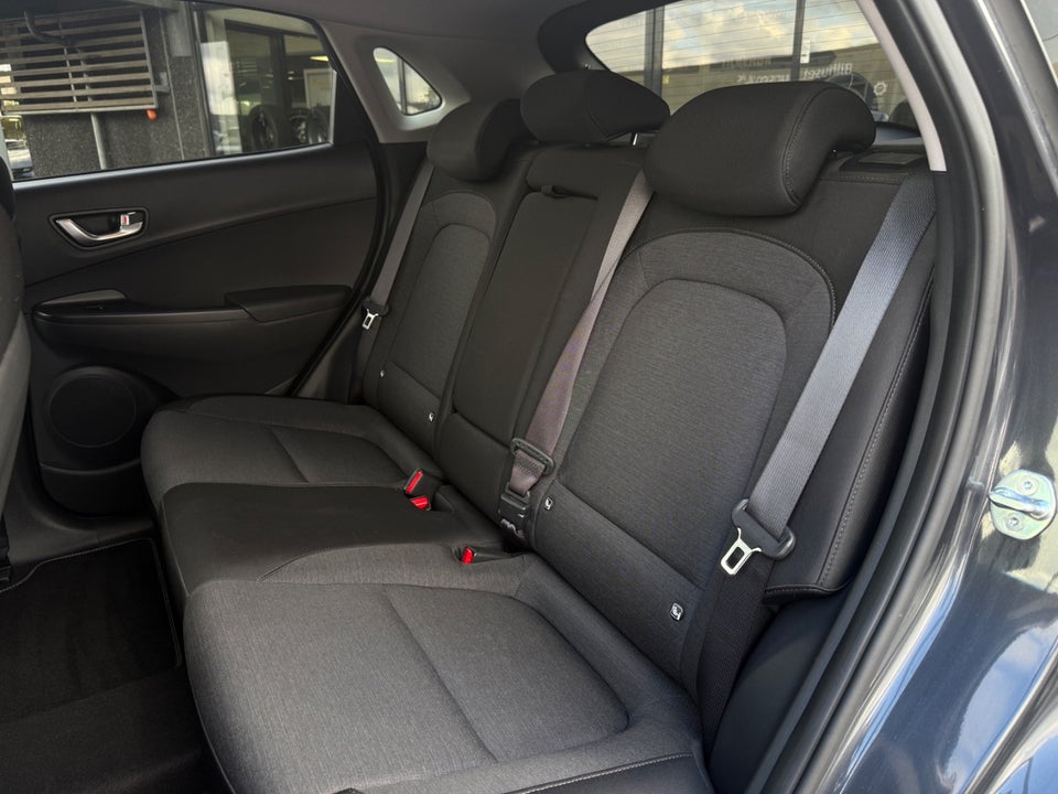 Hyundai Kona 64 EV Advanced 5d
