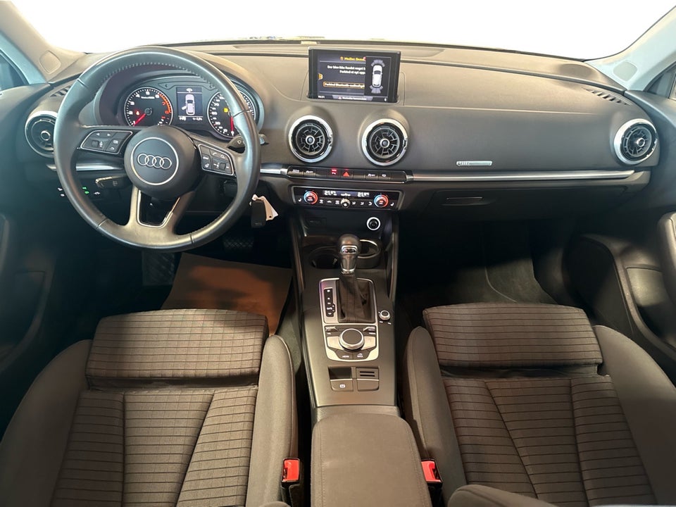Audi A3 40 TFSi Sport Limited Sportback S-tr. 5d