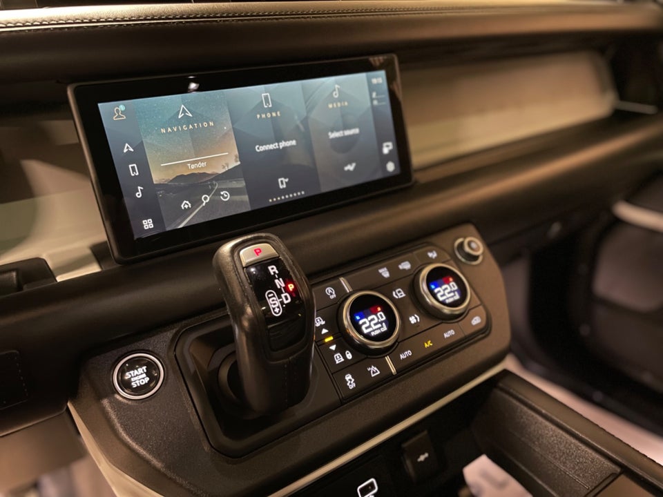 Land Rover Defender 110 3,0 D250 Hard Top HSE aut. Van 5d