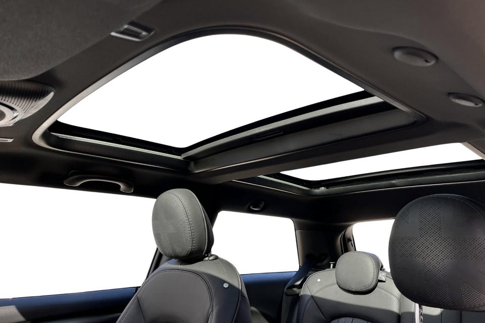 MINI Cooper SE Younique Trim 3d