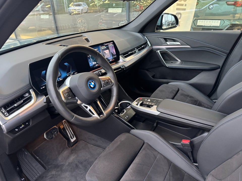 BMW iX1 xDrive30 M-Sport 5d