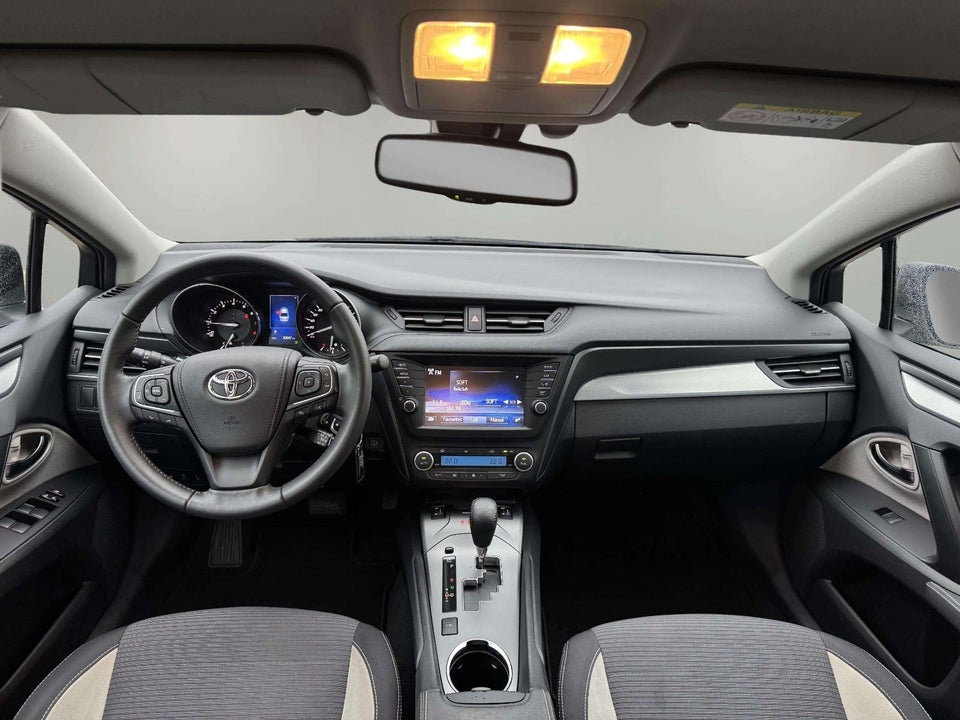 Toyota Avensis 1,8 VVT-i T1 4d