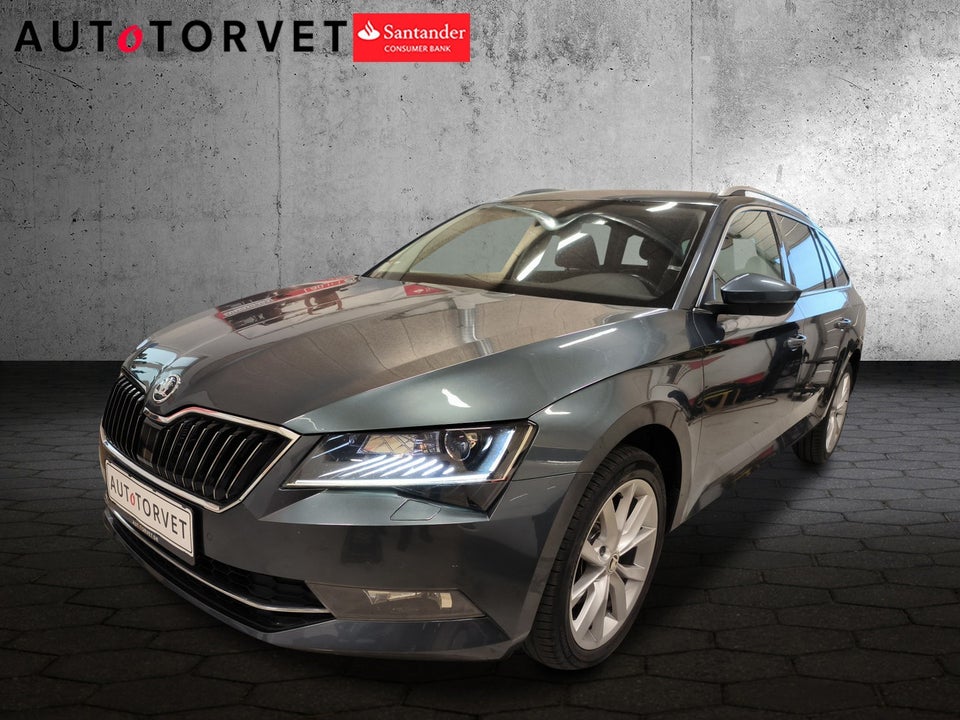 Skoda Superb 2,0 TDi 190 Style Combi DSG 5d