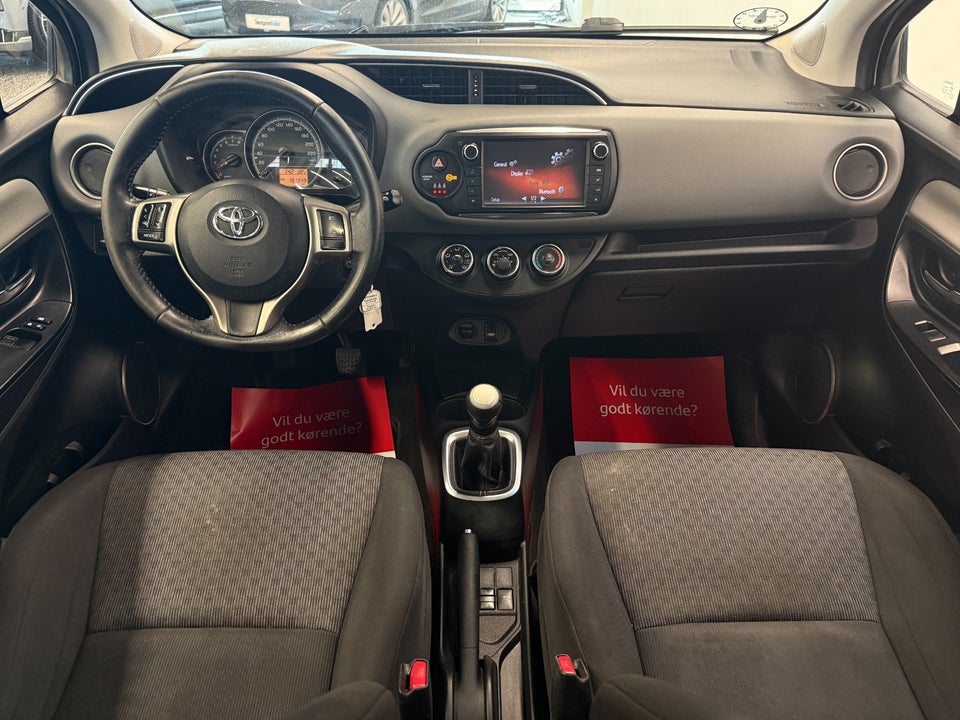 Toyota Yaris 1,0 VVT-i T1 5d