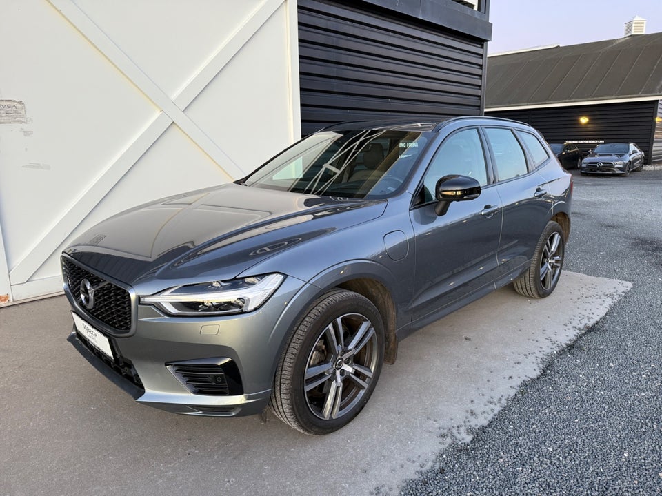 Volvo XC60 2,0 T8 390 R-Design aut. AWD 5d