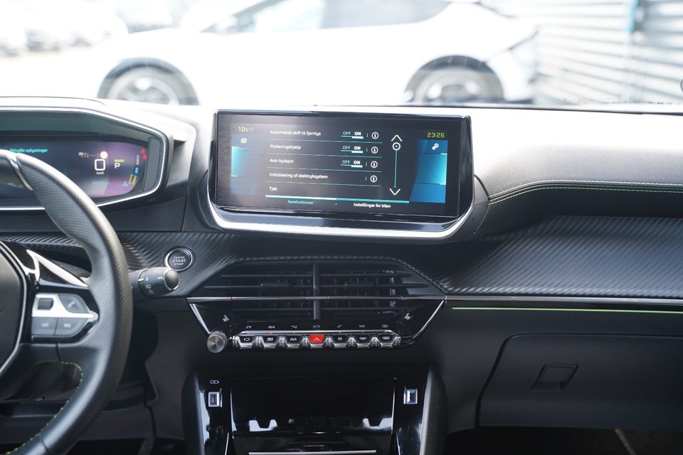 Peugeot e-2008 50 GT 5d