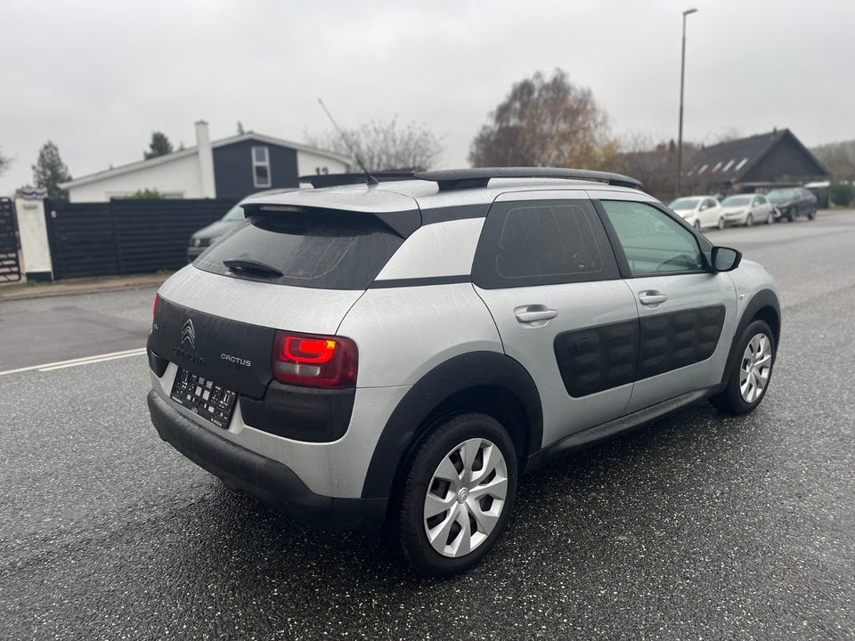 Citroën C4 Cactus 1,2 PureTech 110 Feel 5d