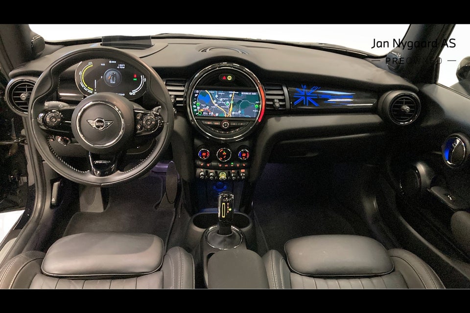 MINI Cooper SE Maximise 3d