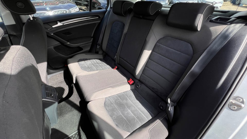 VW Golf VII 1,4 TSi 150 Highline BMT 5d