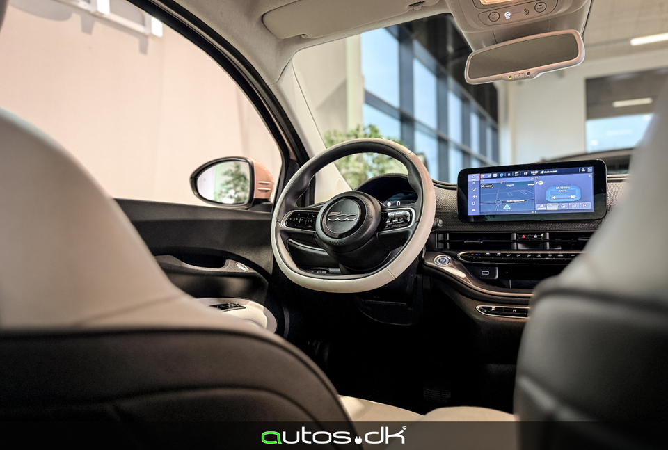 Fiat 500e 42 la Prima 3+1 4d