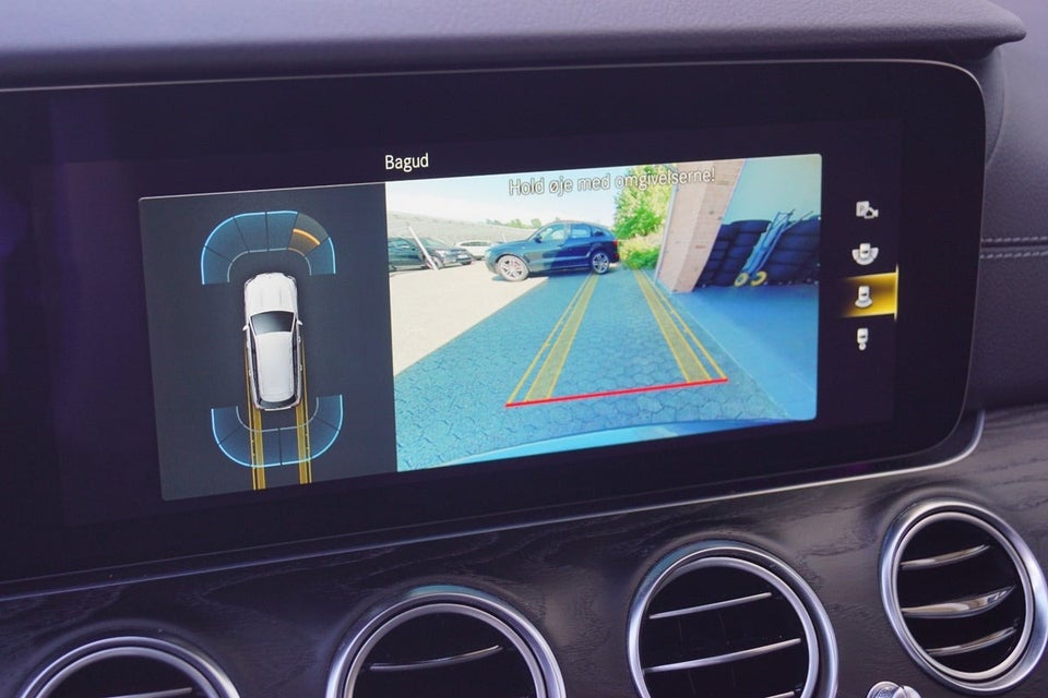 Mercedes E300 de 2,0 AMG Line stc. aut. 5d