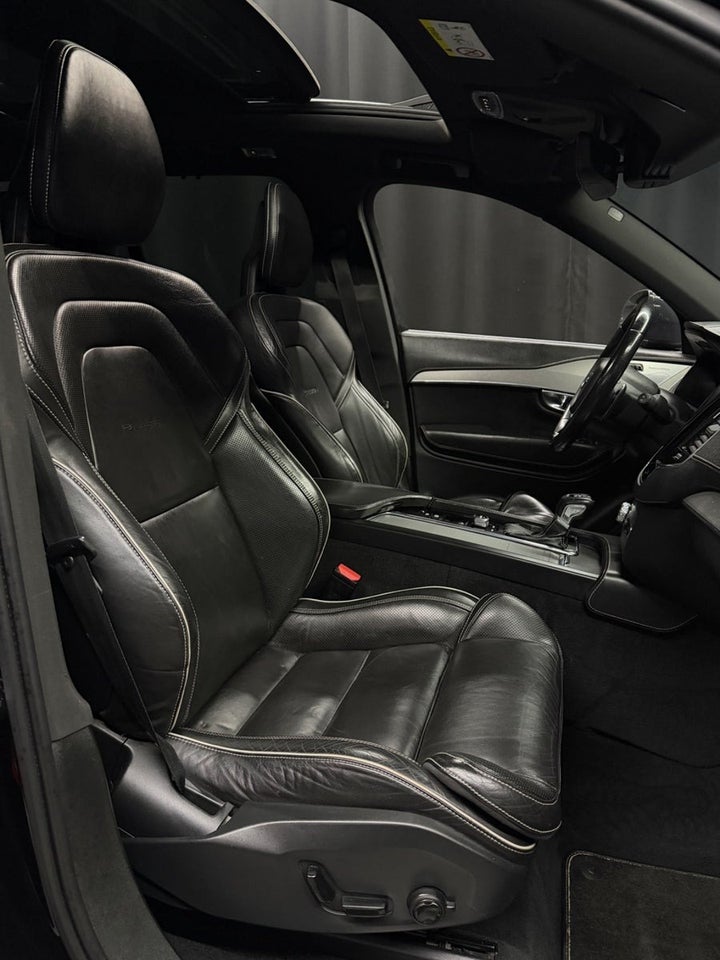 Volvo XC90 2,0 D5 235 R-Design aut. AWD 7prs 5d