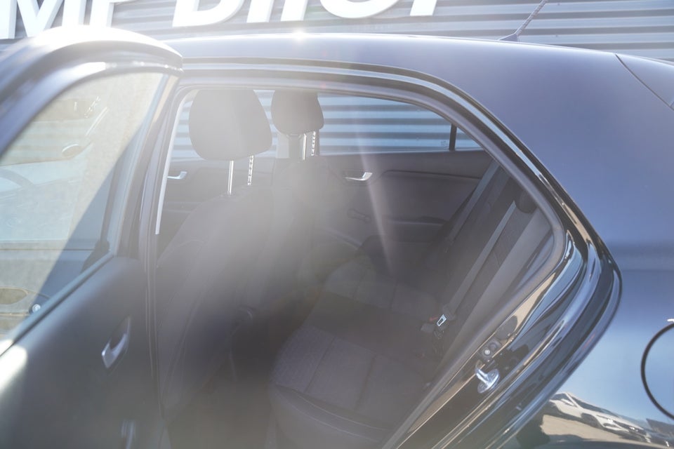 Kia Rio 1,2 CVVT Concept 5d