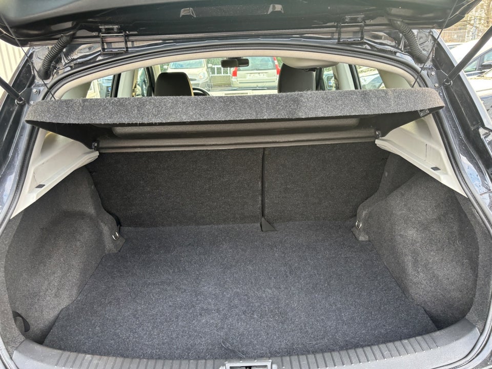 Nissan Qashqai 1,6 Acenta 5d