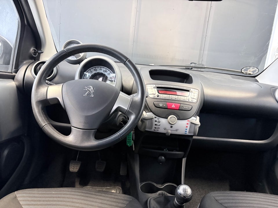Peugeot 107 1,0 Sportium 5d
