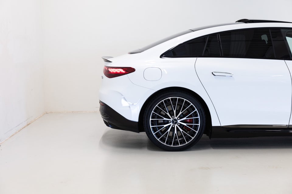 Mercedes EQE43 AMG 4Matic 4d
