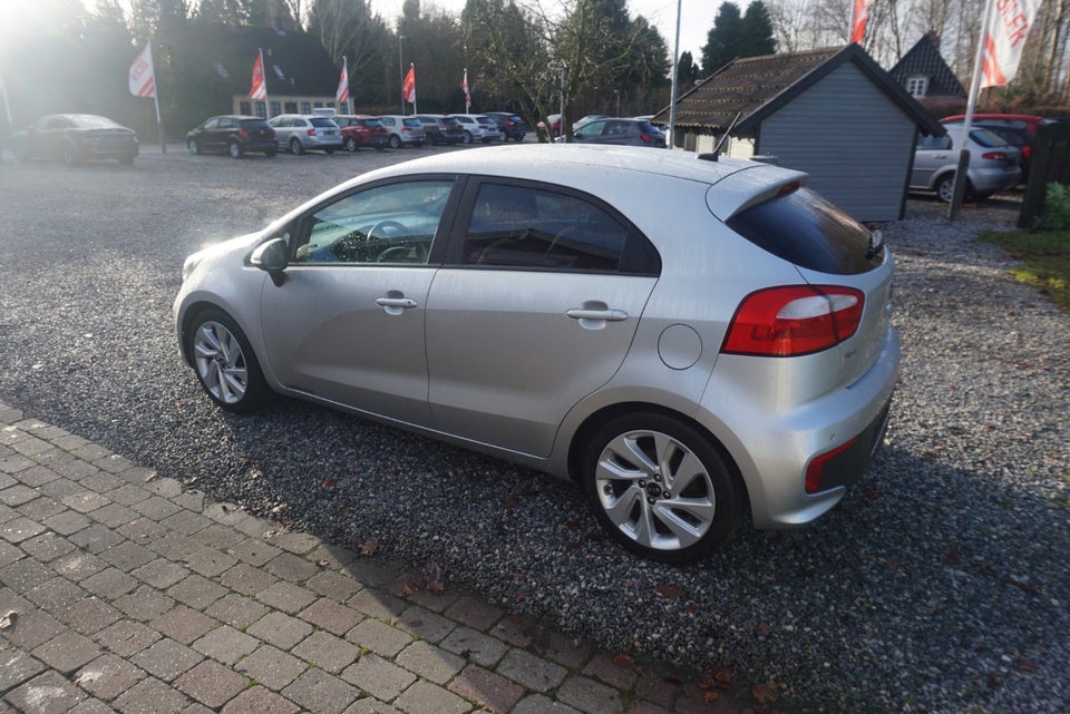 Kia Rio 1,2 CVVT Attraction+ 5d