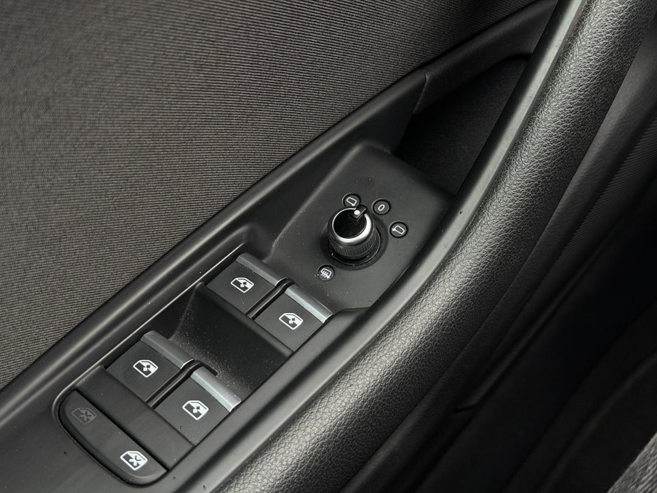 Audi A4 40 TFSi Sport Prestige Avant S-tr. 5d