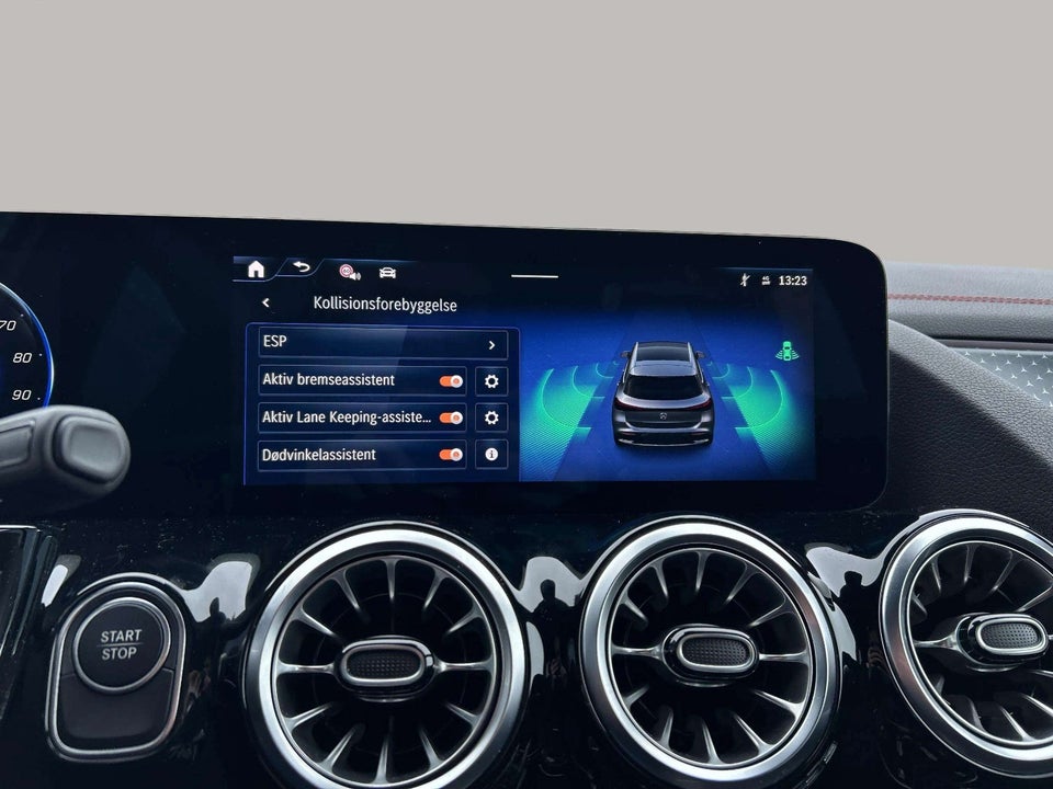 Mercedes EQA300 AMG Advance Plus 4Matic 5d