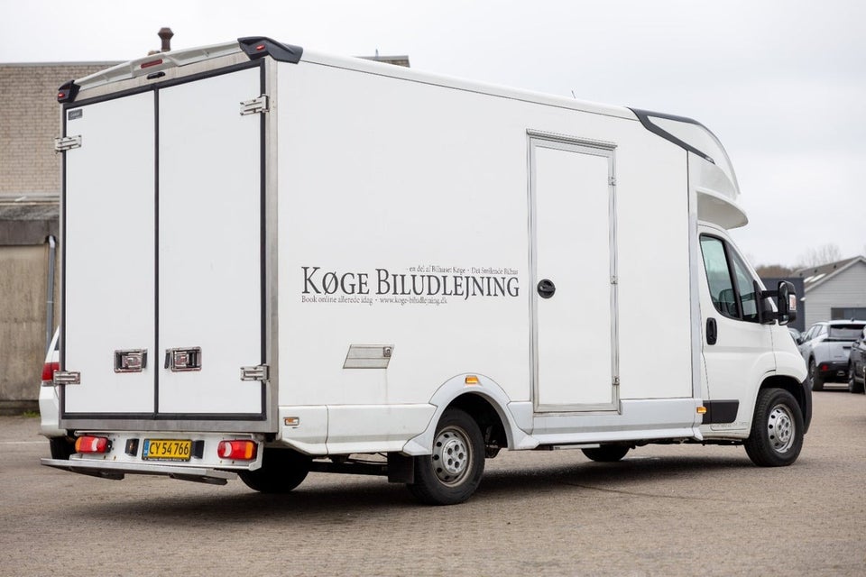 Peugeot Boxer 335 2,2 BlueHDi 140 Alukasse Plus