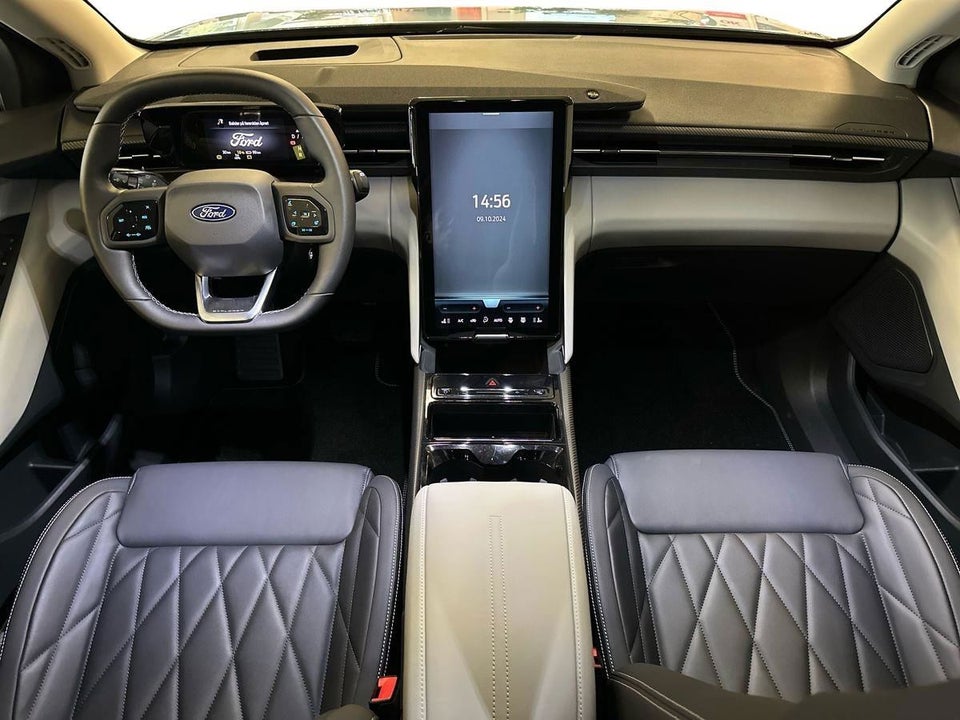 Ford Explorer 84 Premium Extended Range AWD 5d