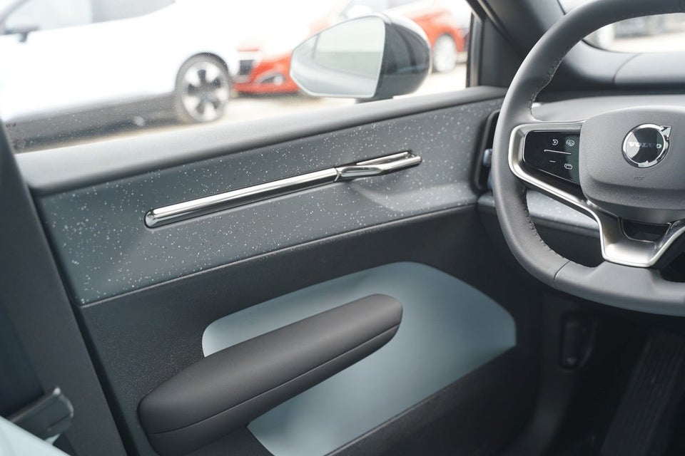 Volvo EX30 Extended Range Ultra 5d