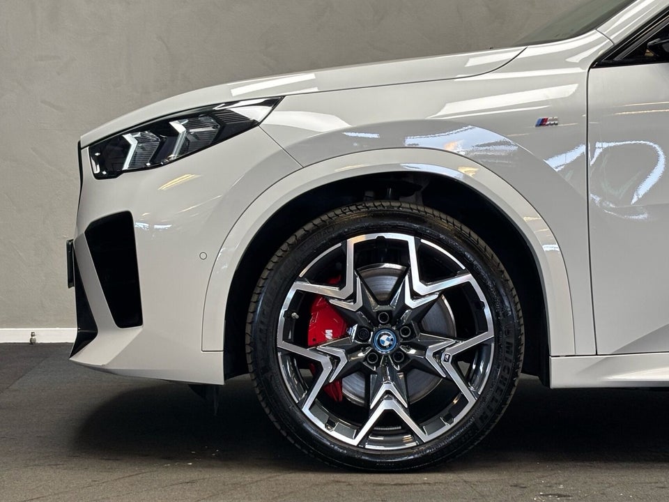 BMW iX2 xDrive30 M-Sport 5d