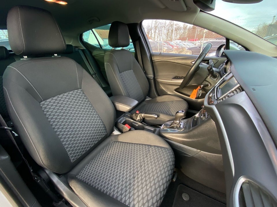 Opel Astra 1,4 T 150 Enjoy aut. 5d