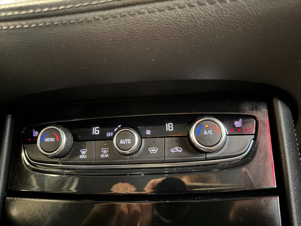 Opel Grandland X 1,6 Hybrid Ultimate aut. 5d