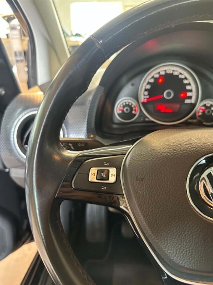 VW Up! 1,0 MPi 60 Move Up! BMT 5d