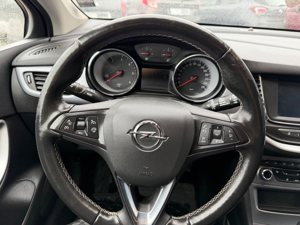 Opel Astra 1,6 CDTi 136 Excite Sports Tourer 5d