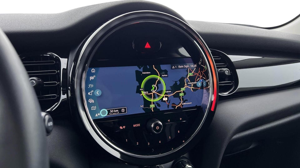 MINI Cooper SE Essential 3d