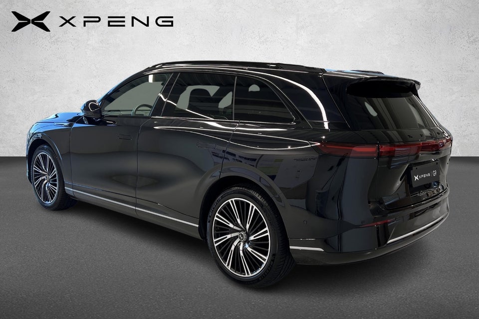 Xpeng G9 Performance 5d