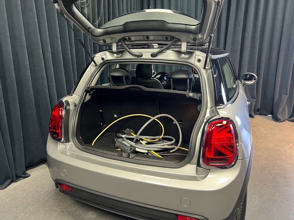 MINI Cooper SE Edition Premium Plus 3d