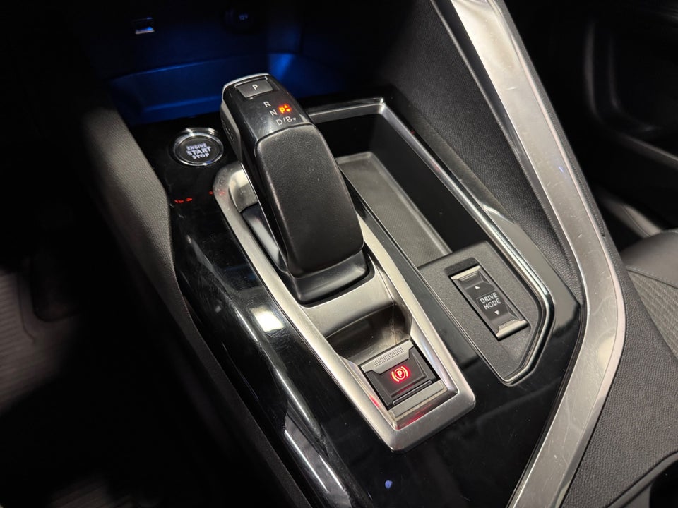 Peugeot 3008 1,6 Hybrid Allure Pack EAT8 5d