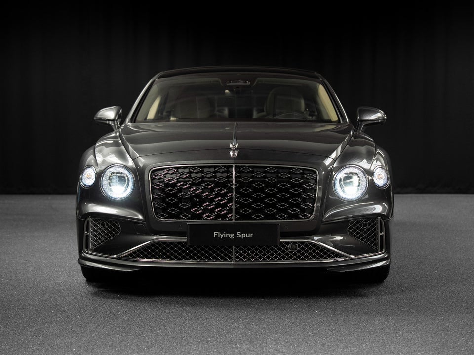 Bentley Flying Spur 4,0 V8 Hybrid Mulliner aut. 4d