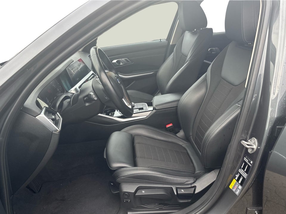 BMW 330e 2,0 Touring Sport Line aut. 5d