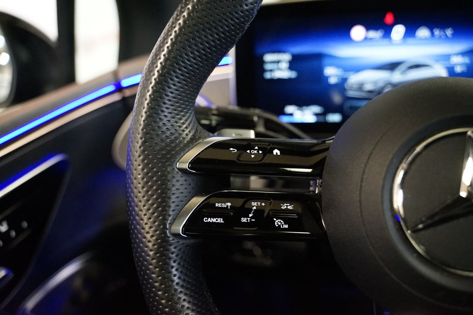 Mercedes EQE350 AMG Line 4d