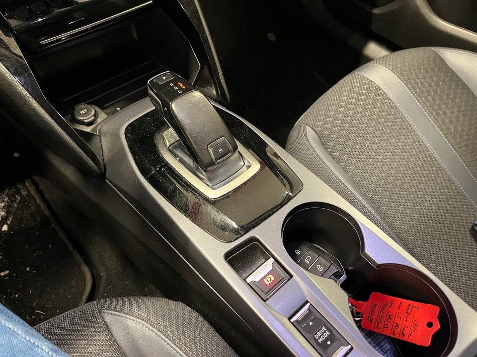 Peugeot 2008 1,5 BlueHDi 130 Allure Pack EAT8 5d