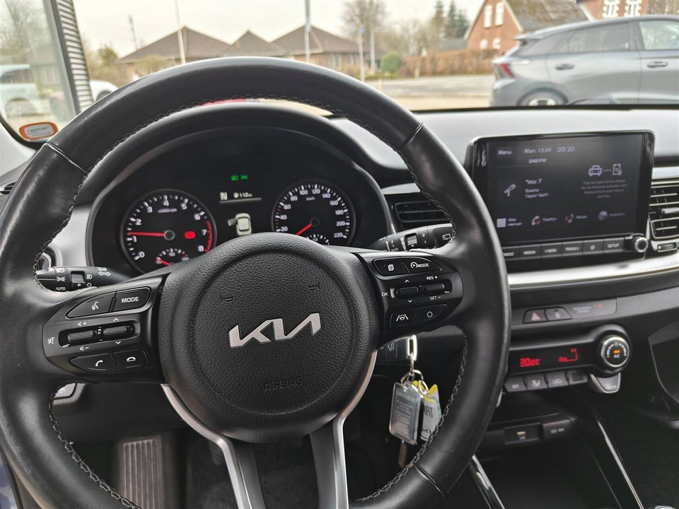 Kia Stonic 1,0 T-GDi mHEV Upgrade iMT 5d