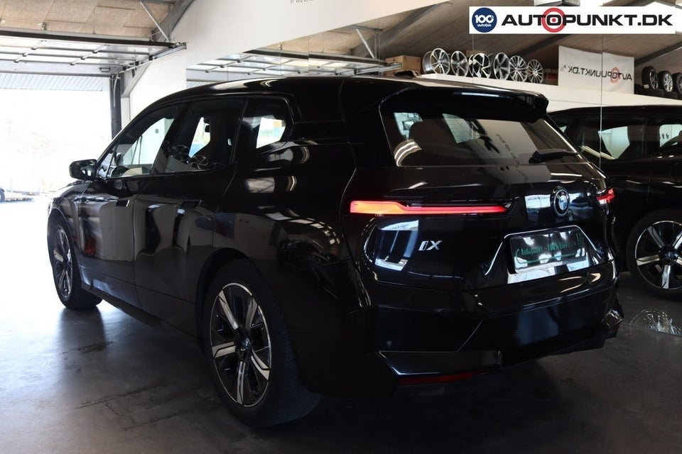 BMW iX xDrive40 5d